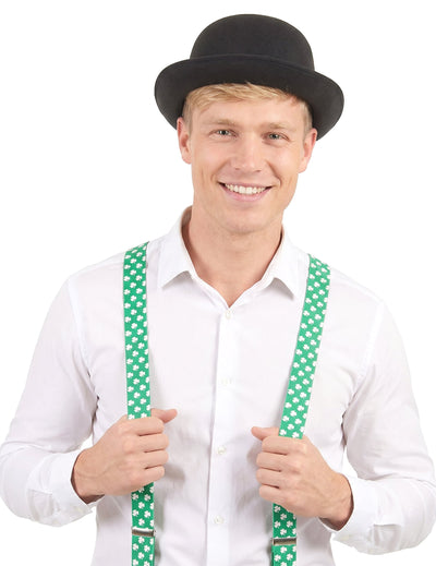 Zelené šle s bílými jetelovými lístky ke Dni svatého Patrika