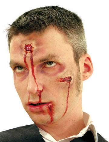 Aplikace latexu po dopadu kulky v barvě kůže a krve