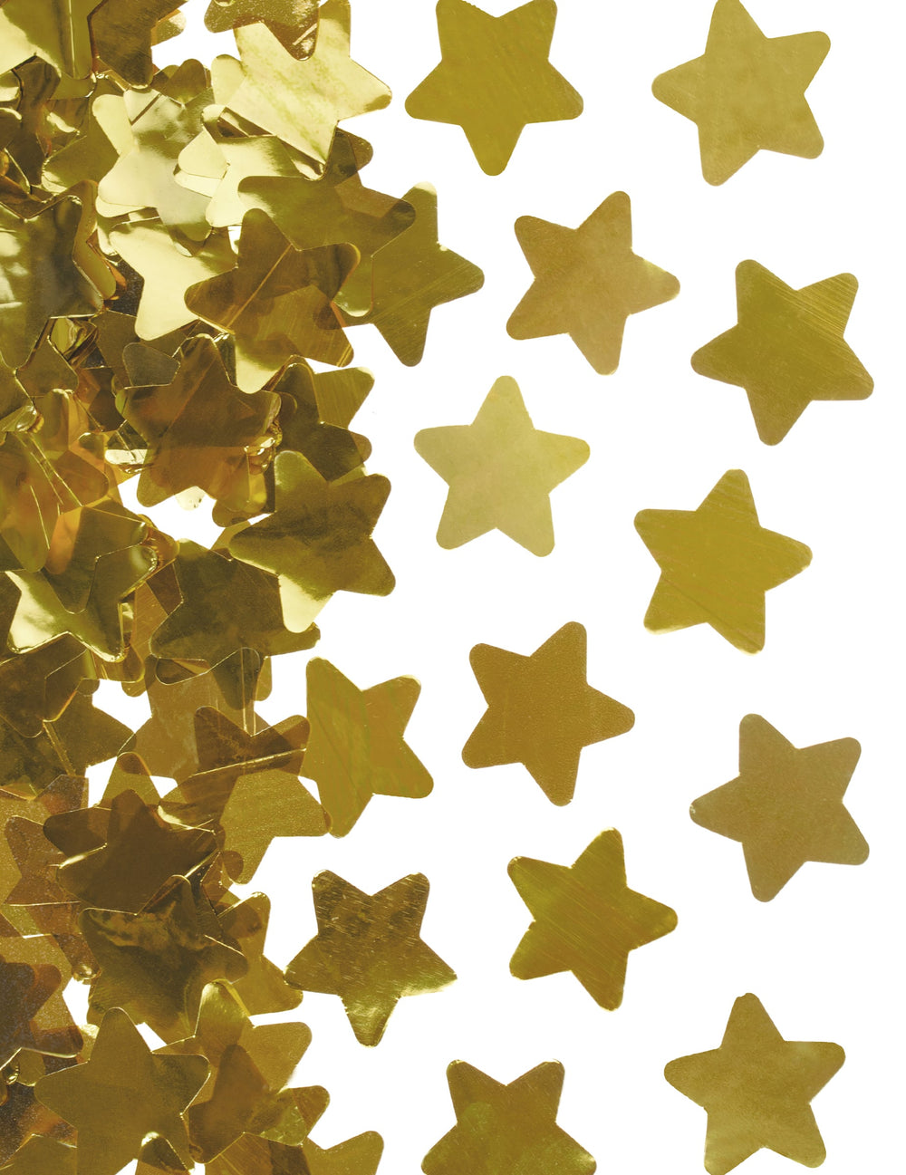 Gros plan sur les confettis du canon à confettis étoiles métallisées