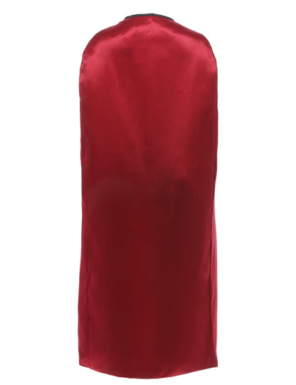 Červená nebo černá reverzibilní mys