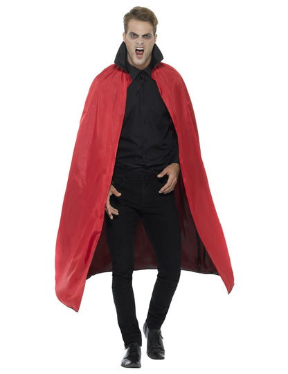 Celkový pohled na reverzibilní saténový vampírský plášť pro dospělé