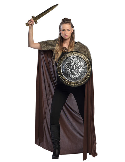Épée et bouclier portés avec la cape seigneur viking luxe pour adulte
