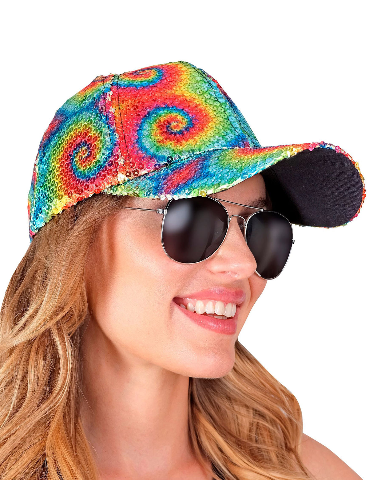 Vue de trois-quarts de la casquette à sequins tie and dye