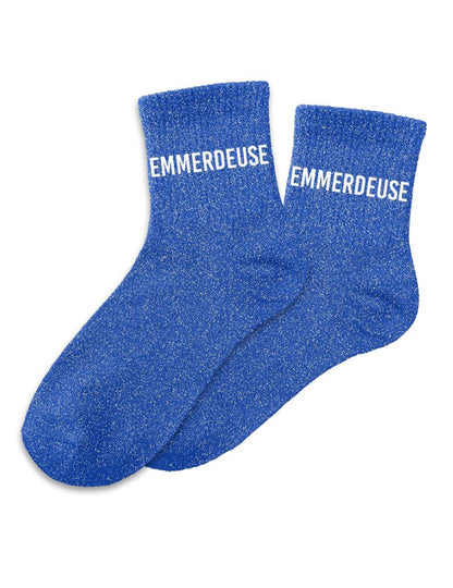 Třpytivé ponožky, otravná žena