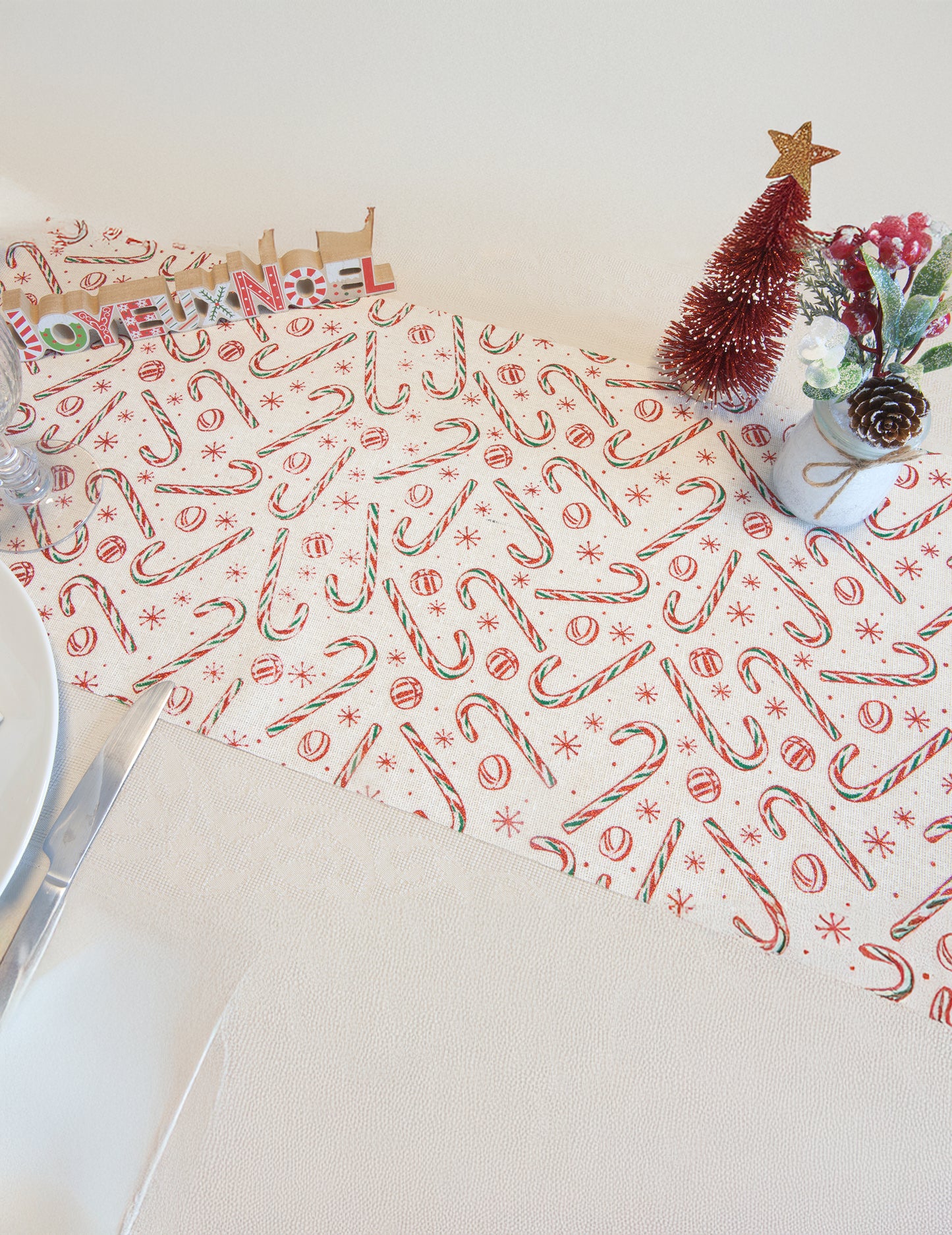 Běh na stůl z ječného cukrového plátna a 3m flitry vánoční dekorace