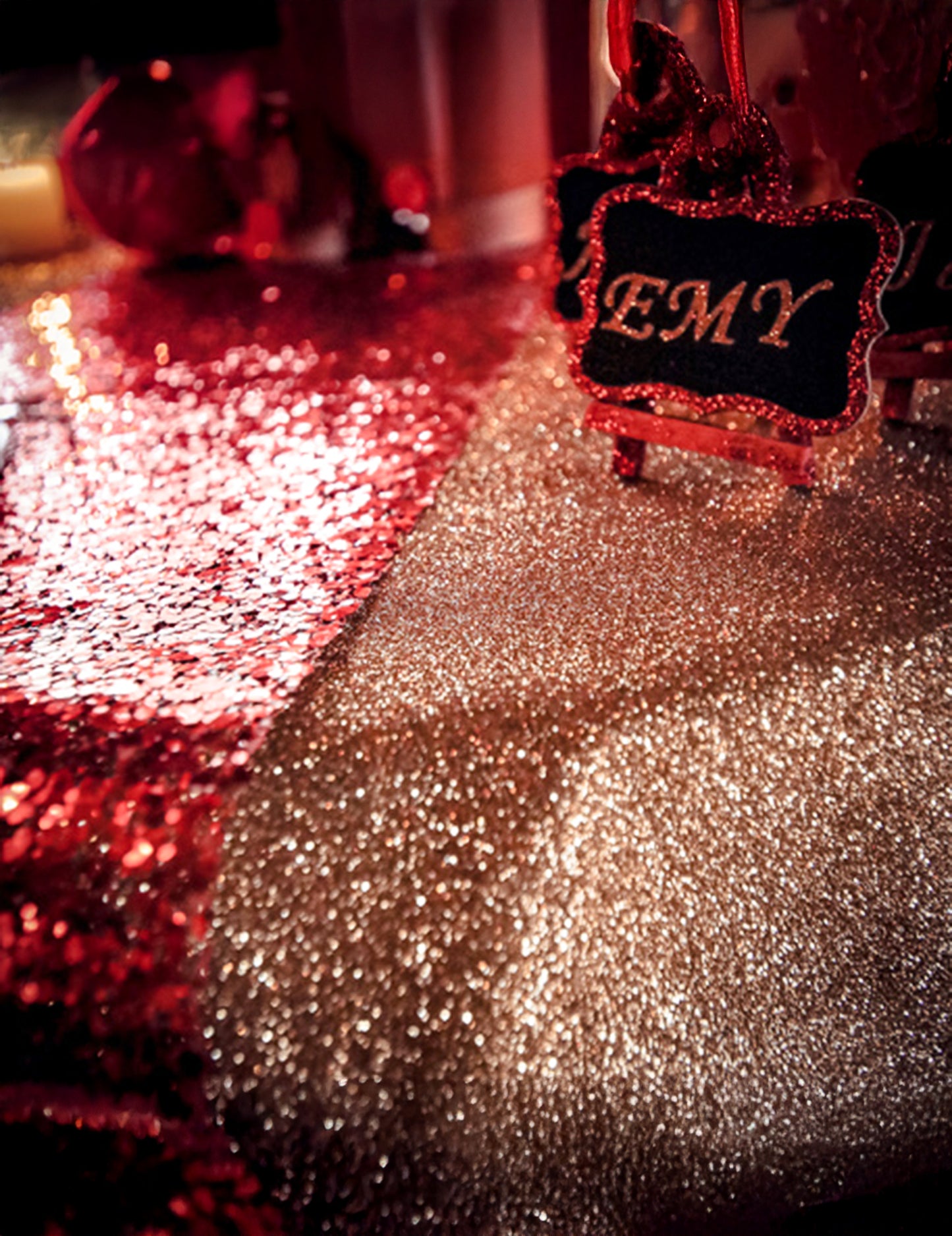 Třpytivý zlatý běhoun na stůl 30 cm x 3 m řezat