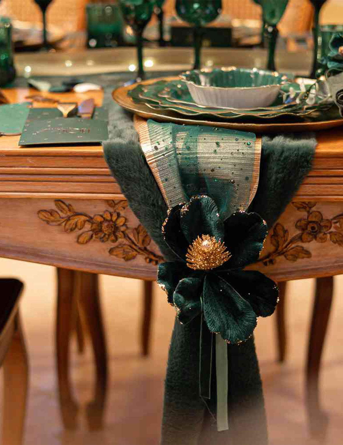 Chemin de table strass vert anglais 28 cm x 3 m