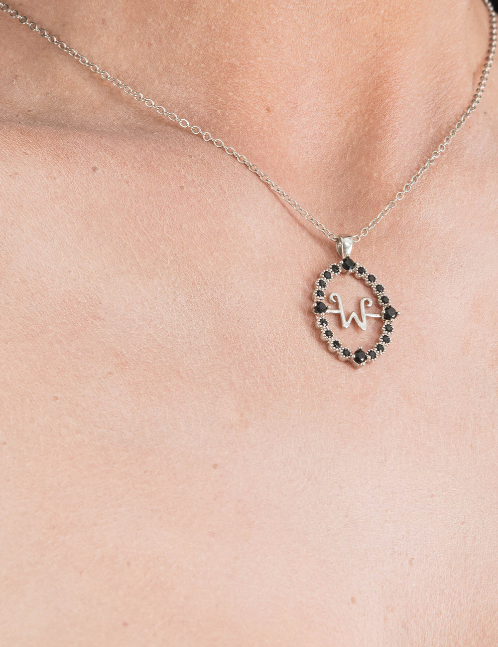 Collier réversible W-M Mercredi Wednesday™ pour adulte argenté et noir