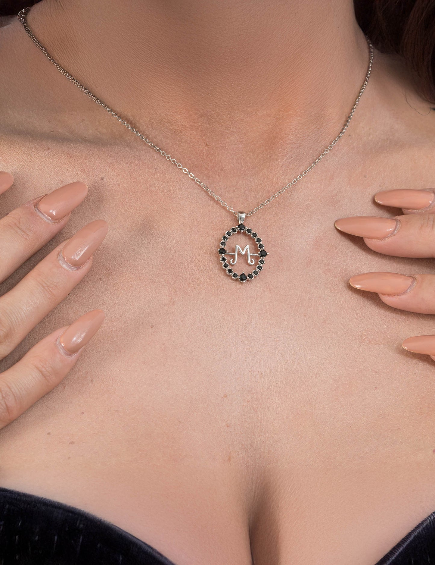 Oboustranný náhrdelník W-M Mercredi Wednesday™ 