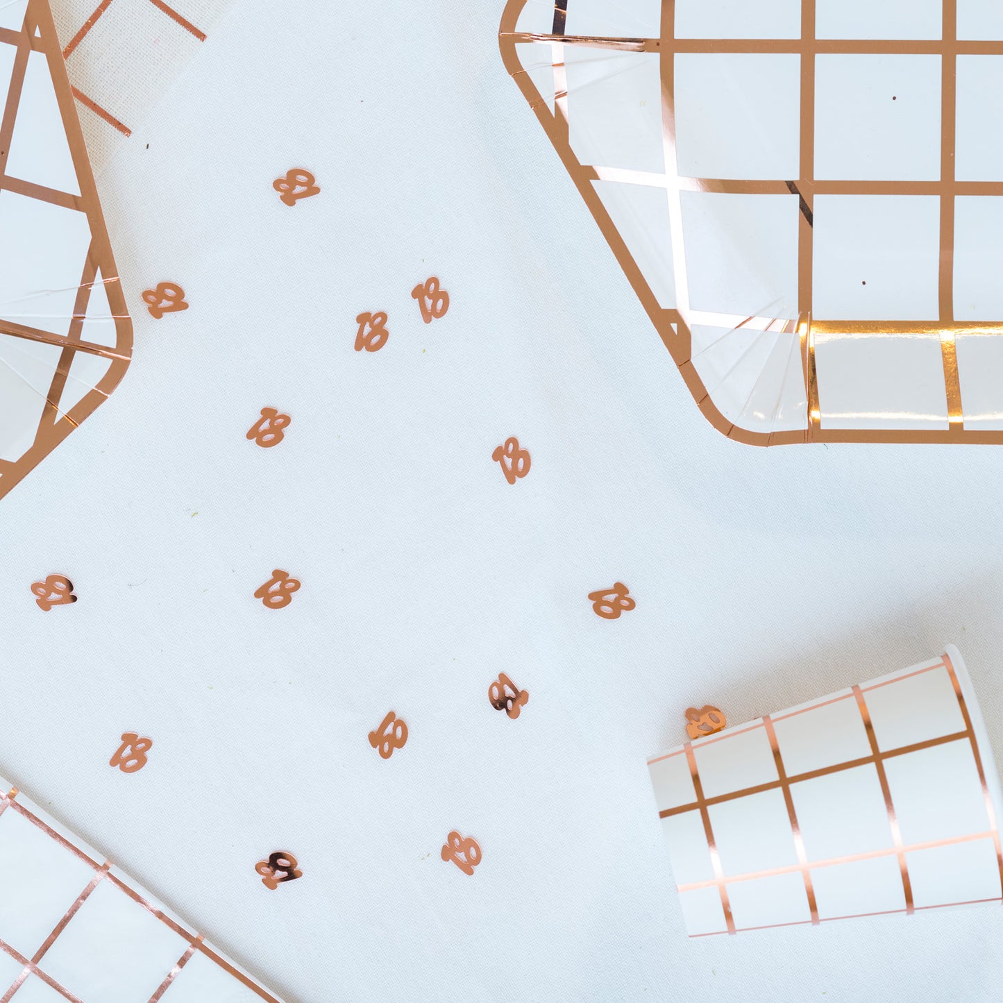 Confettis de table 18 ans rose gold 17 g décoration anniversaire