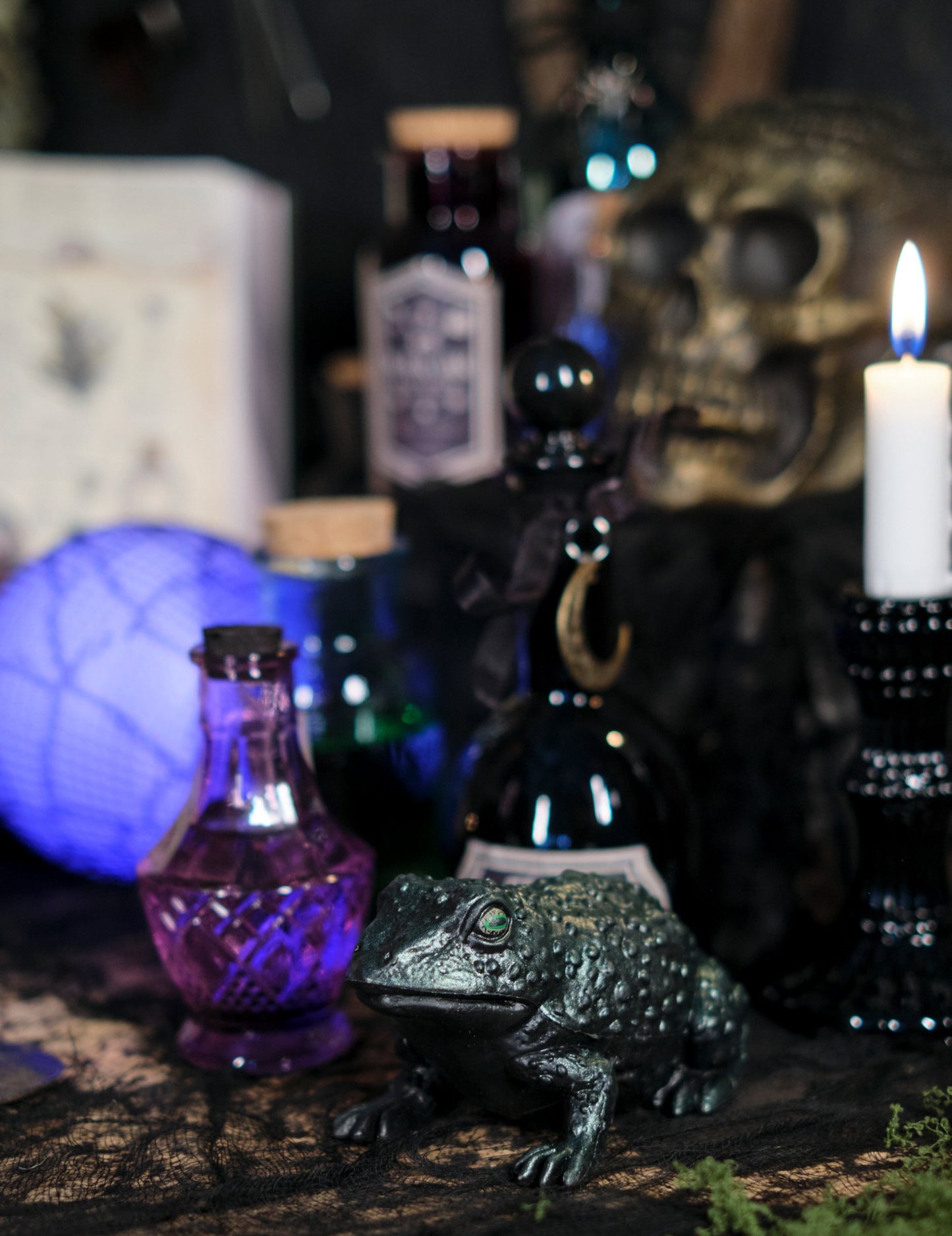 Duhově zelená plastová ropucha 12,5 cm