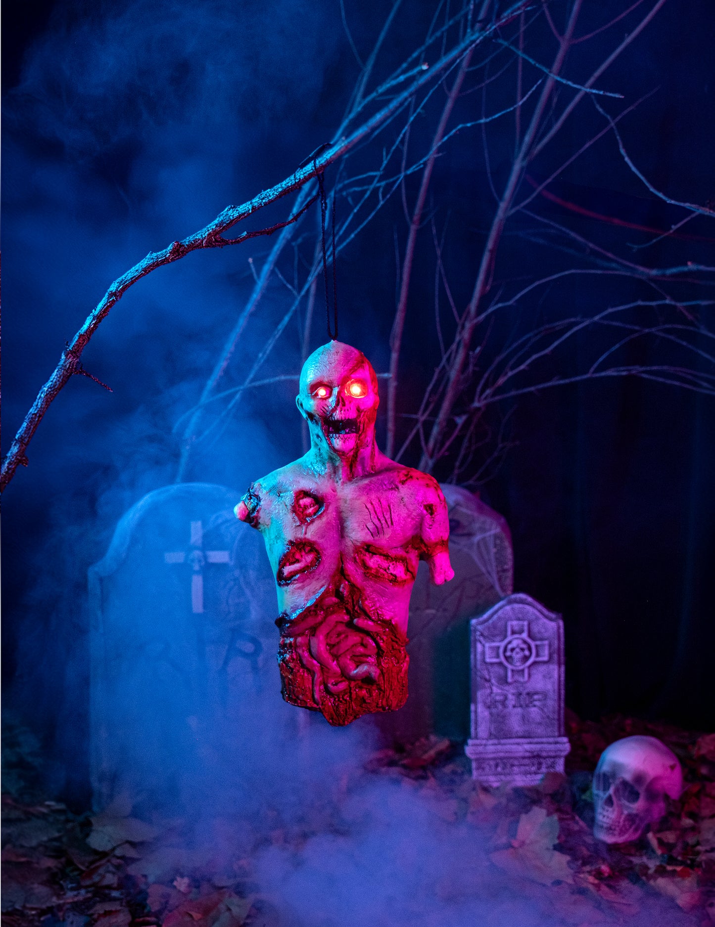 Svítící závěsná dekorace s motivem zombie