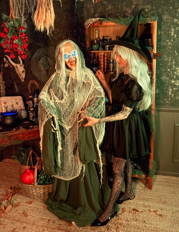 Čarodějnice Andromeda 153 Animovaná dekorace se zvukem a světlem cm