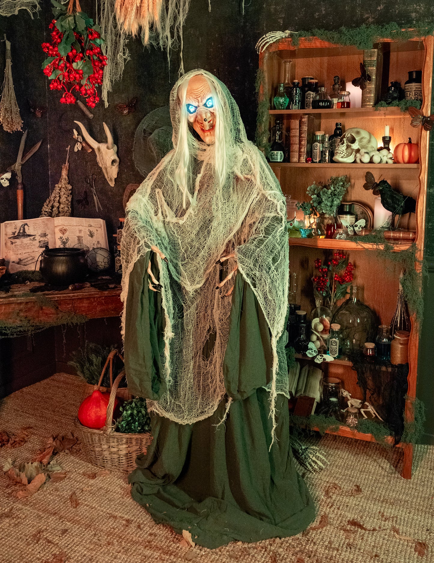 Čarodějnice Andromeda 153 Animovaná dekorace se zvukem a světlem cm