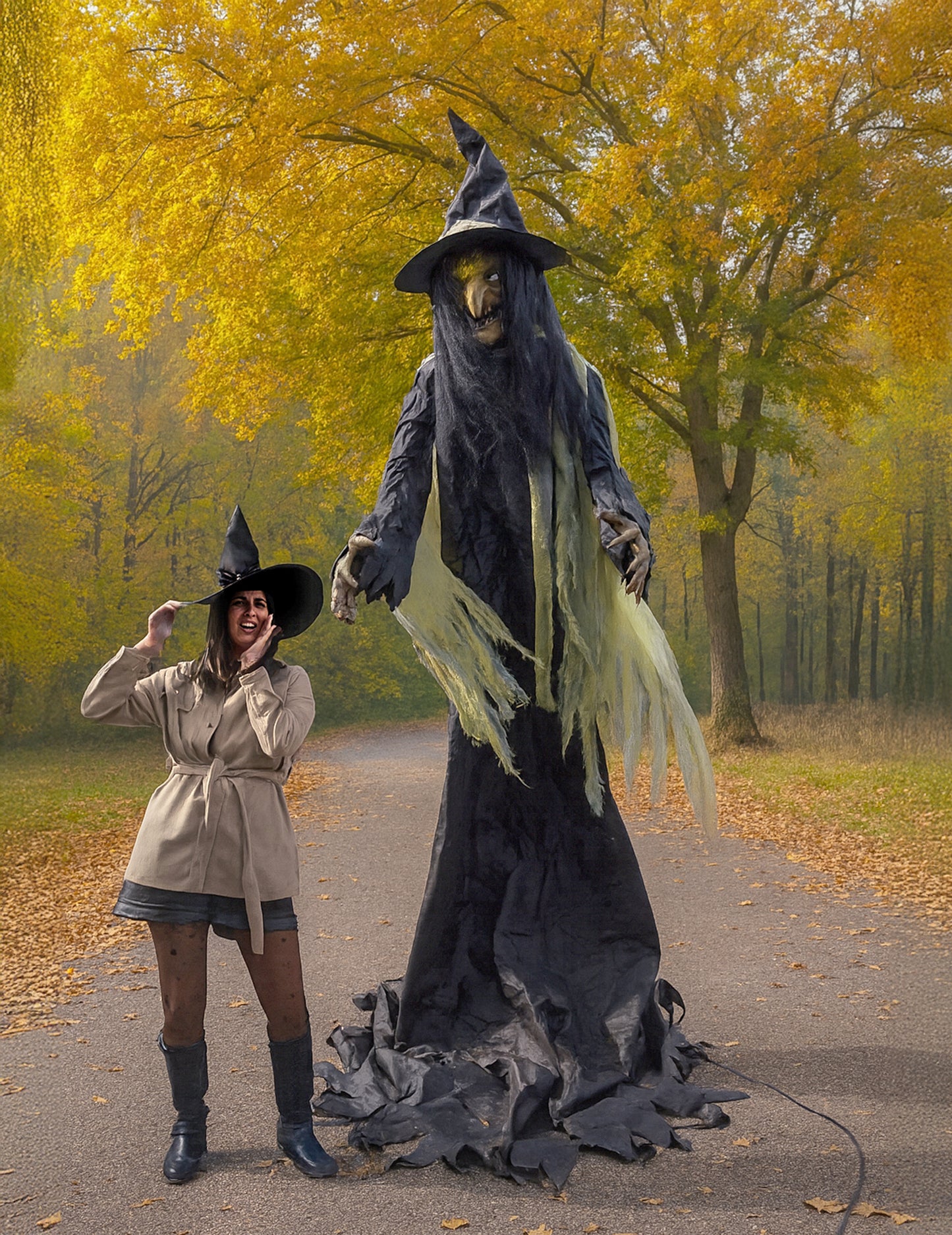 Obří animovaná dekorace čarodějnice XXL 300 cm