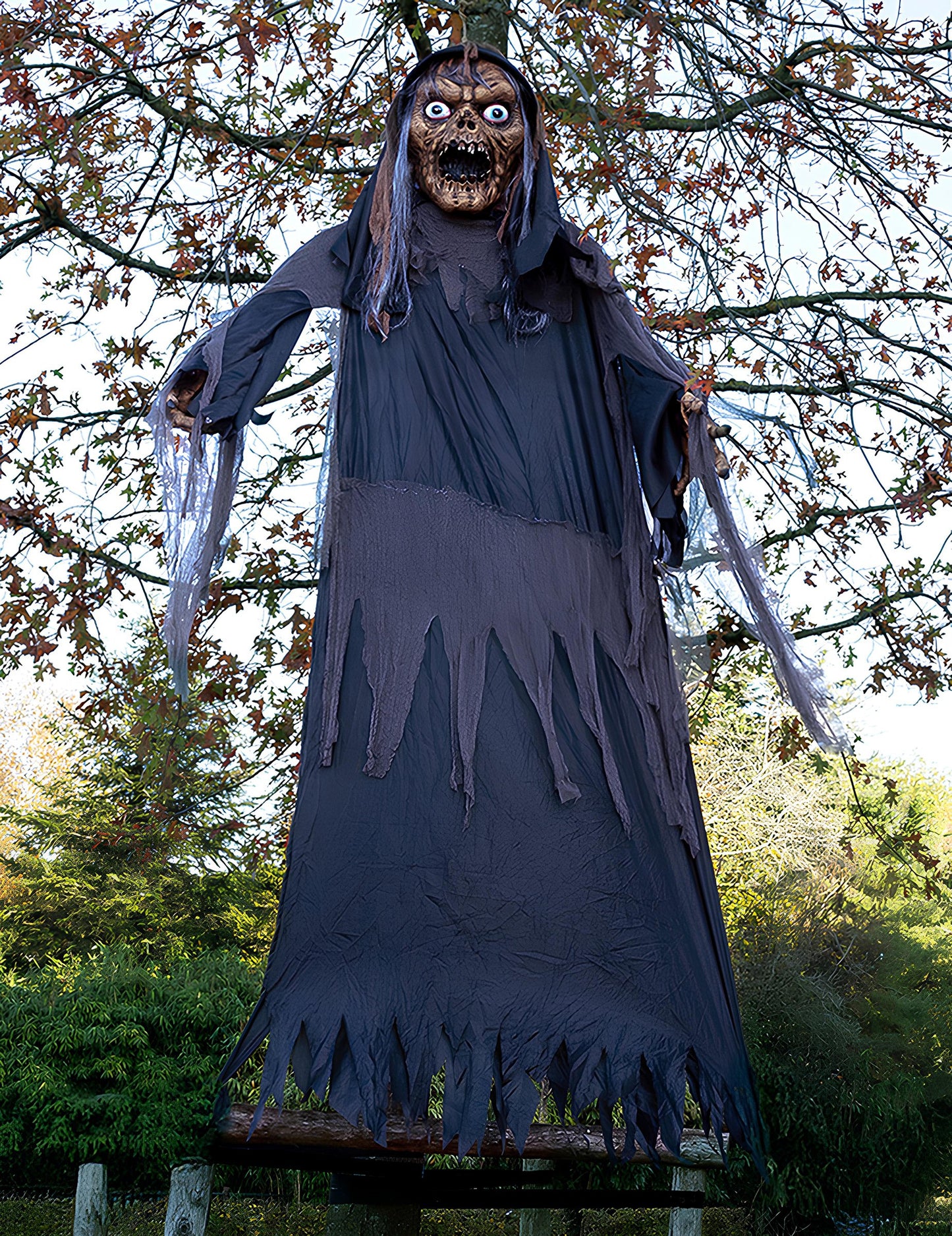 Décoration Halloween Sorcière Zombie Suspendu 350cm