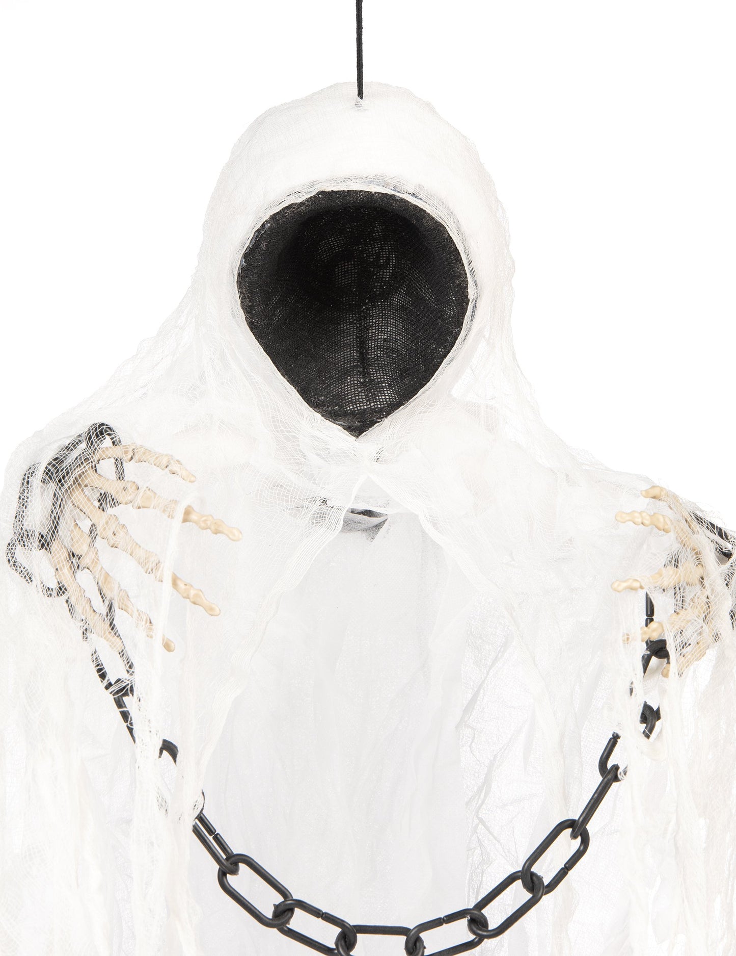 Gros plan sur le buste et les mains de la décoration squelette faucheuse enchainé