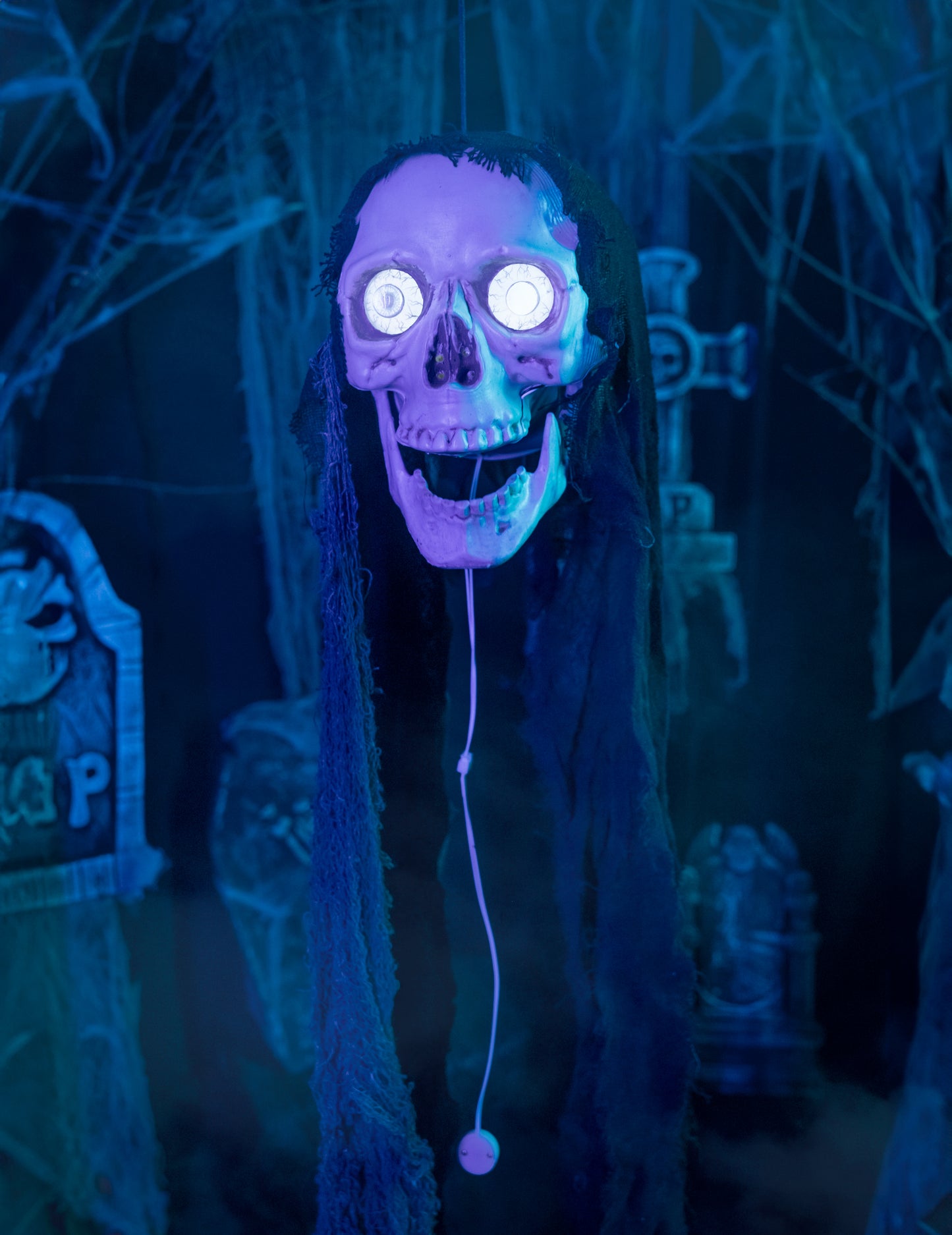 Animovaná dekorace lebky se světlem a zvukem 70 cm