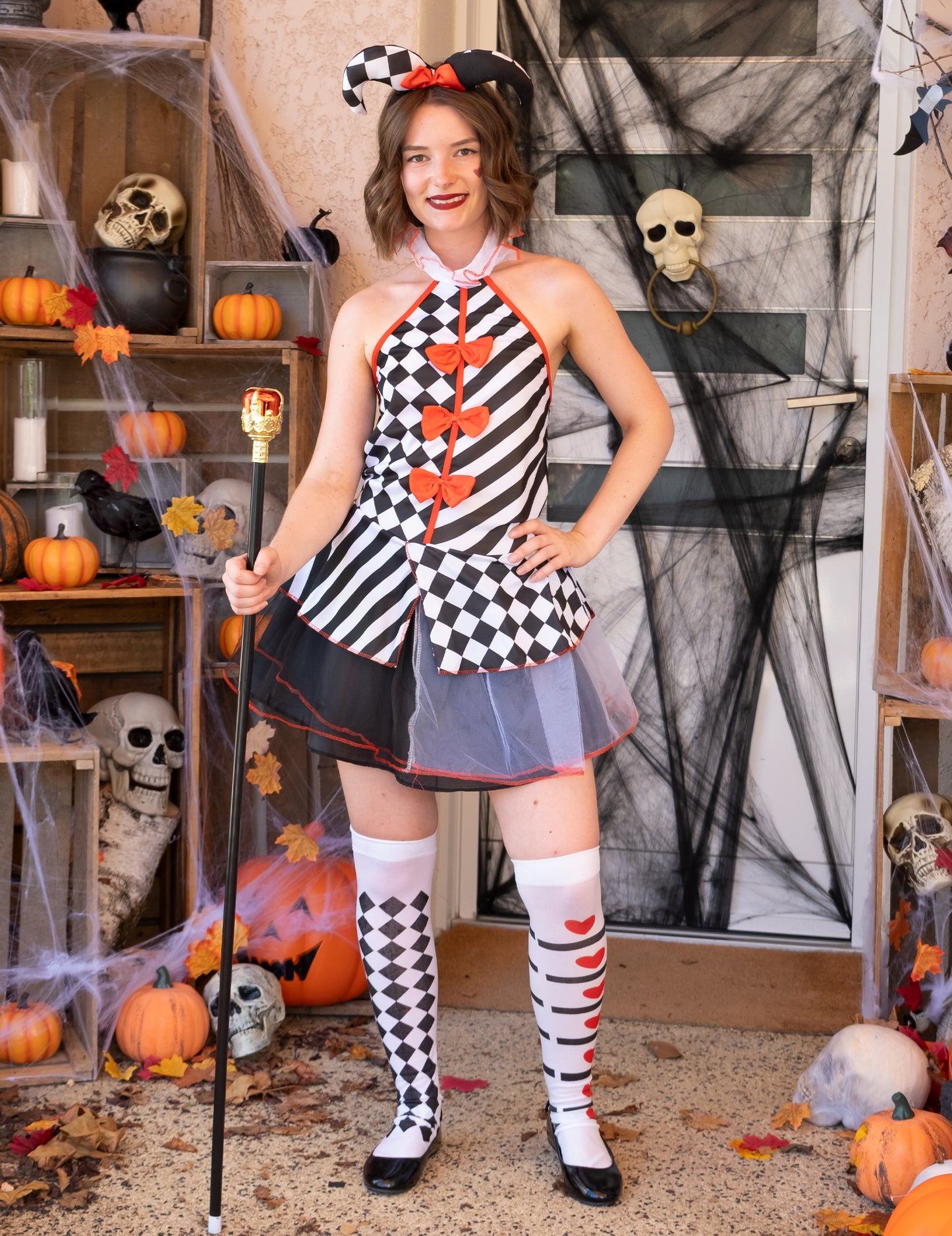 Dívčí kostým harlekýnky s šachovnicovým vzorem