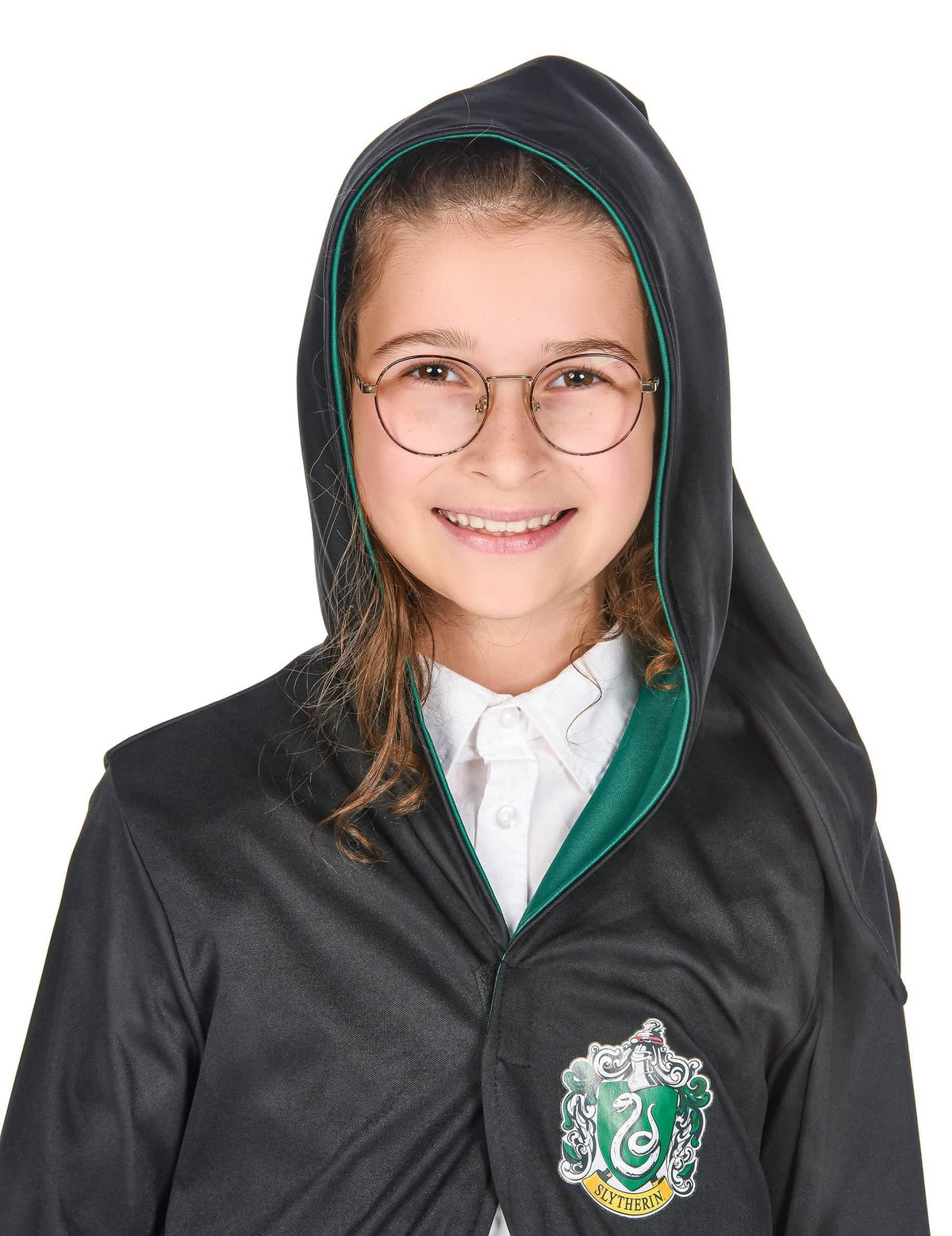 Detail erbu a kapuce klasického kostýmu Zmijozel Harry Potter