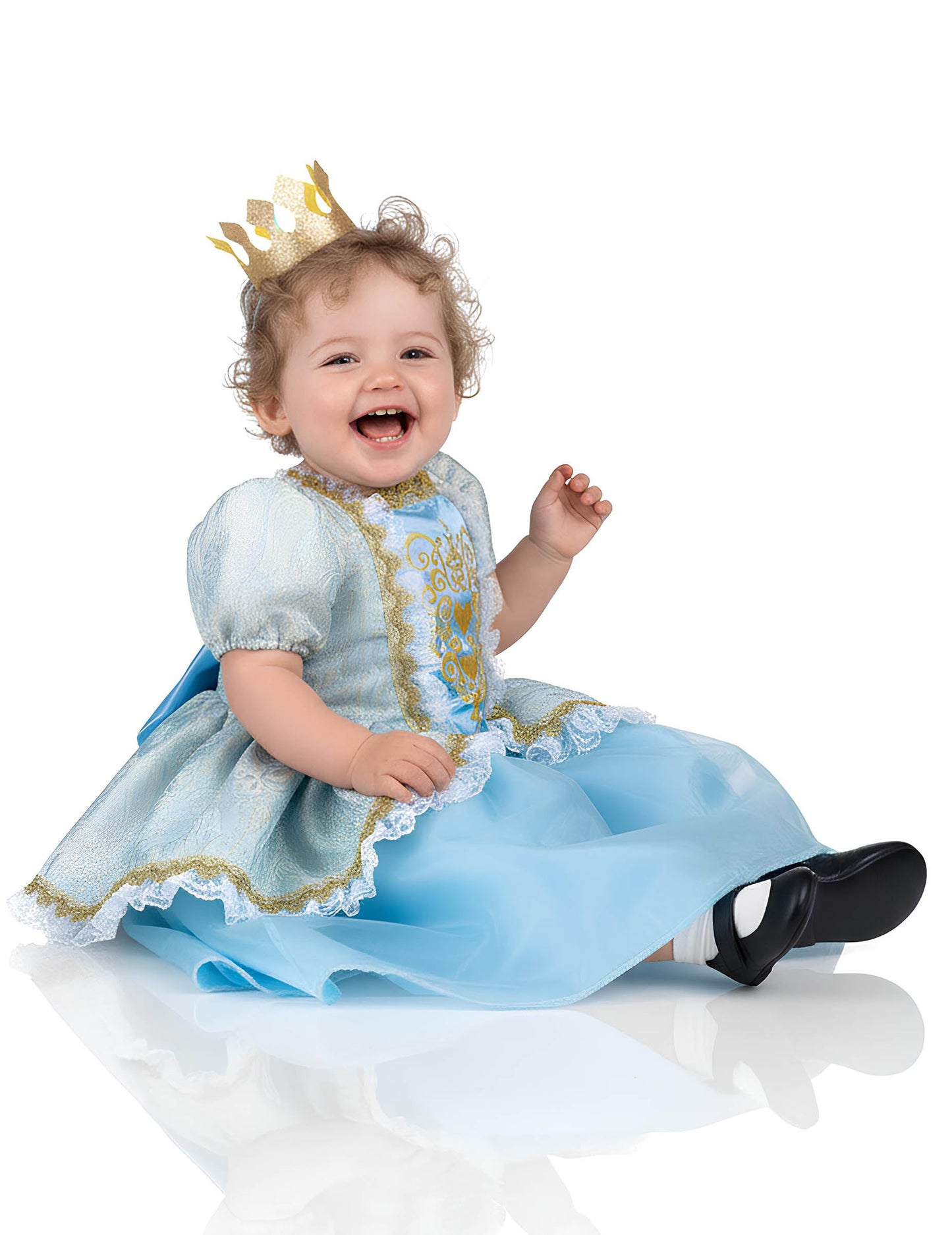 Vue de profil assise du déguisement de princesse pour enfant