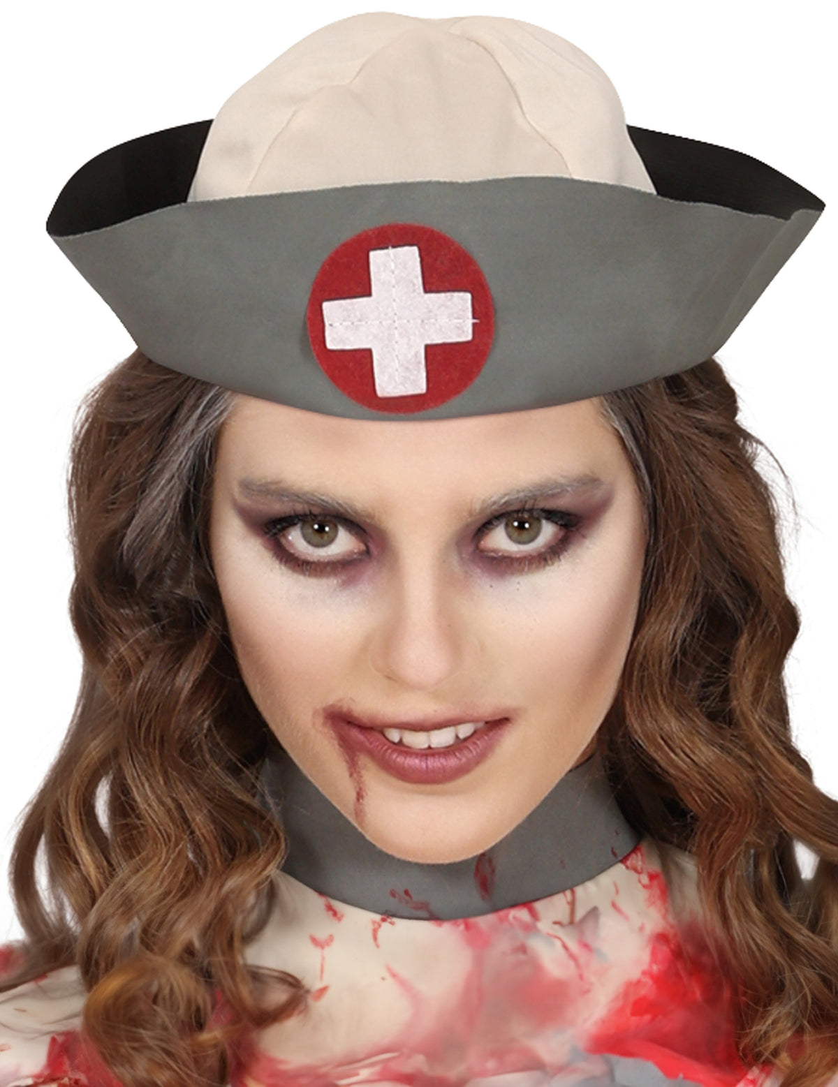 Gros plan sur la coiffe et le maquillage du déguisement d'infirmière zombie pour adolescente