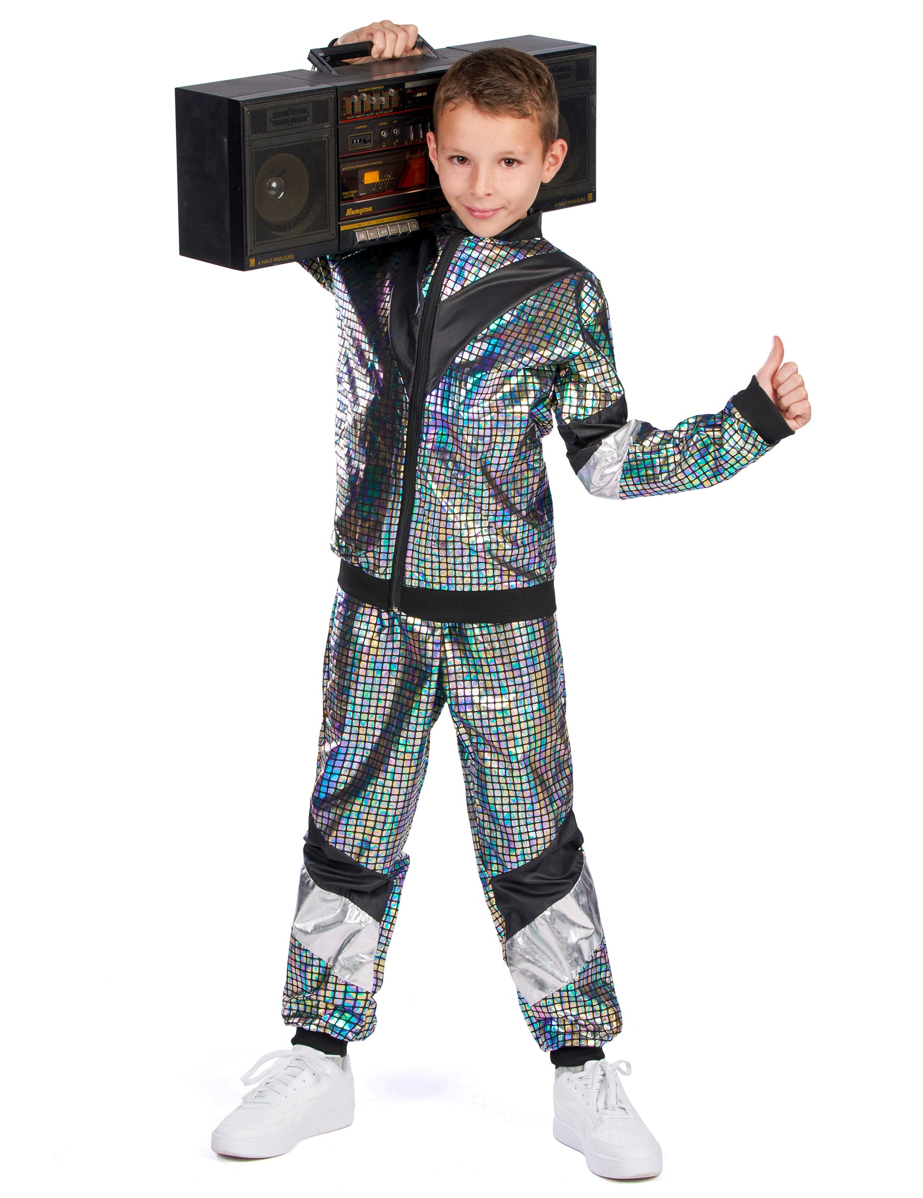 Mise en situation avec poste radio du déguisement jogging disco années 80 adolescent