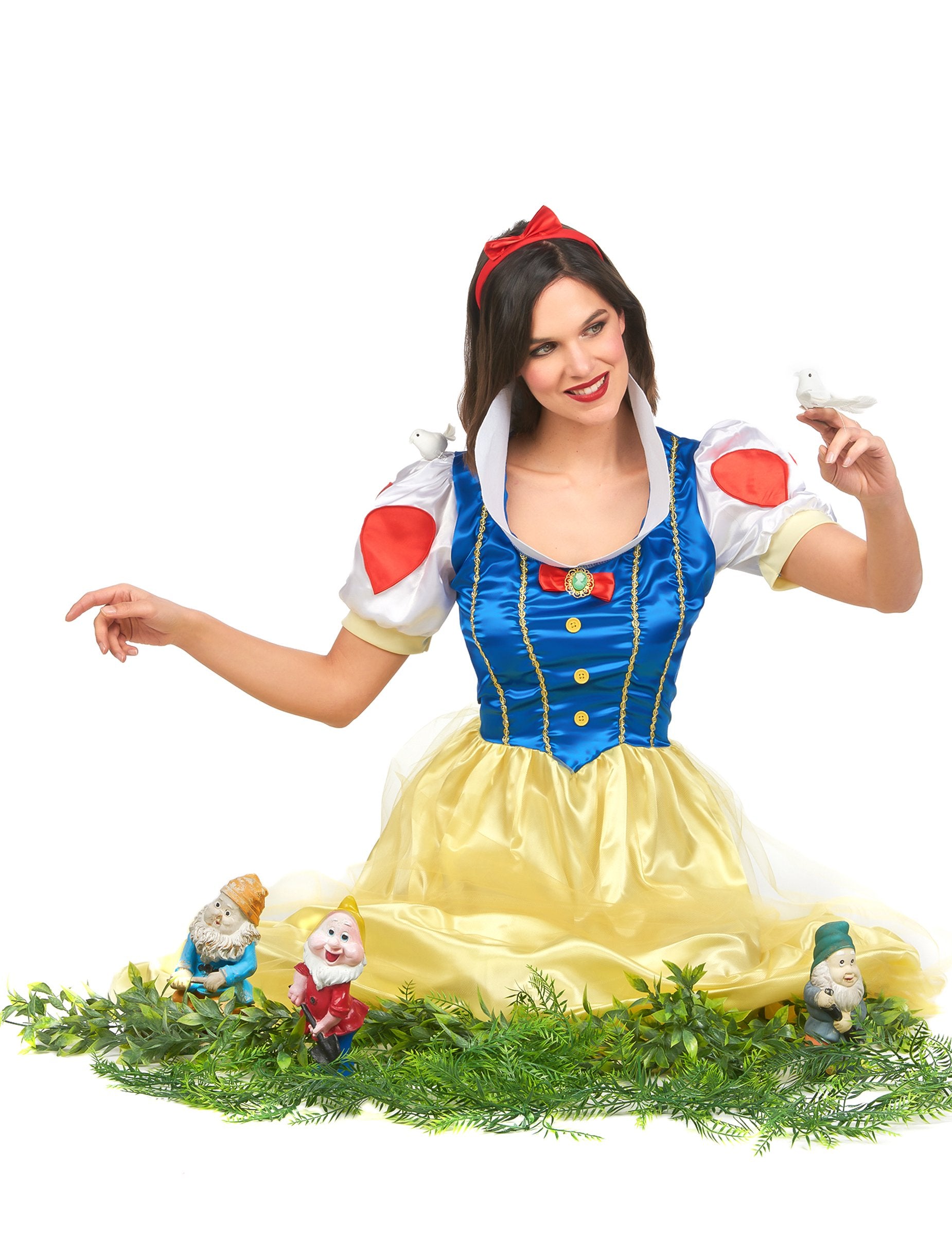 Detailní pohled na hrudník kostýmu princezny ze sněhu pro ženy