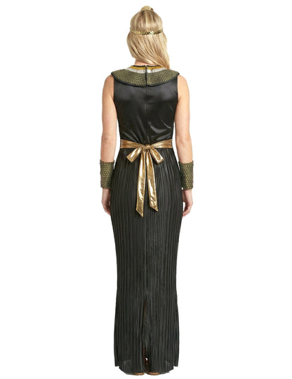 Pohled zezadu na kostým královny Nilu Egypta