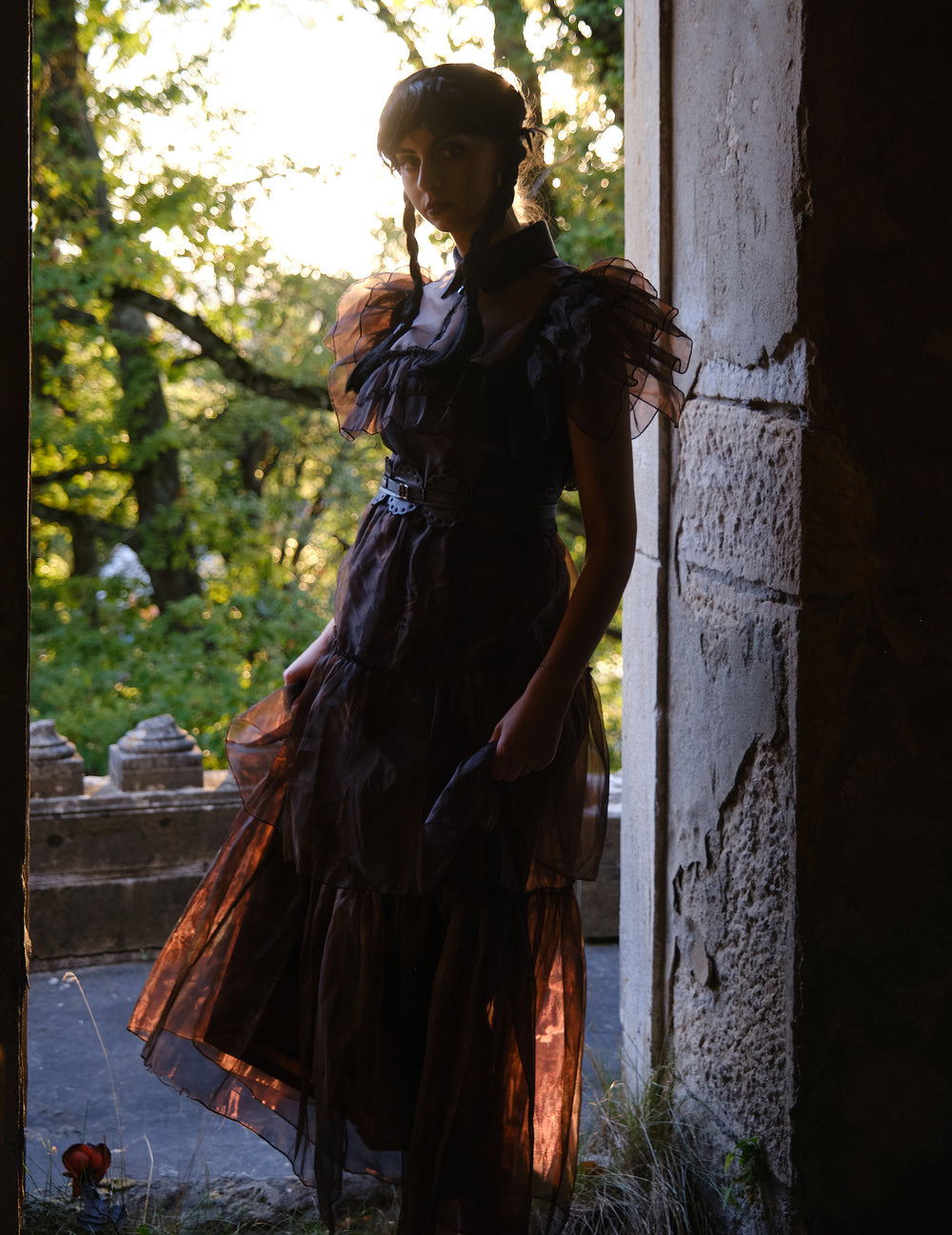 Vue de face du déguisement robe de bal Mercredi Addams™