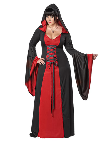 Dámský kostým zlého střihu s kapucí pro větší velikosti