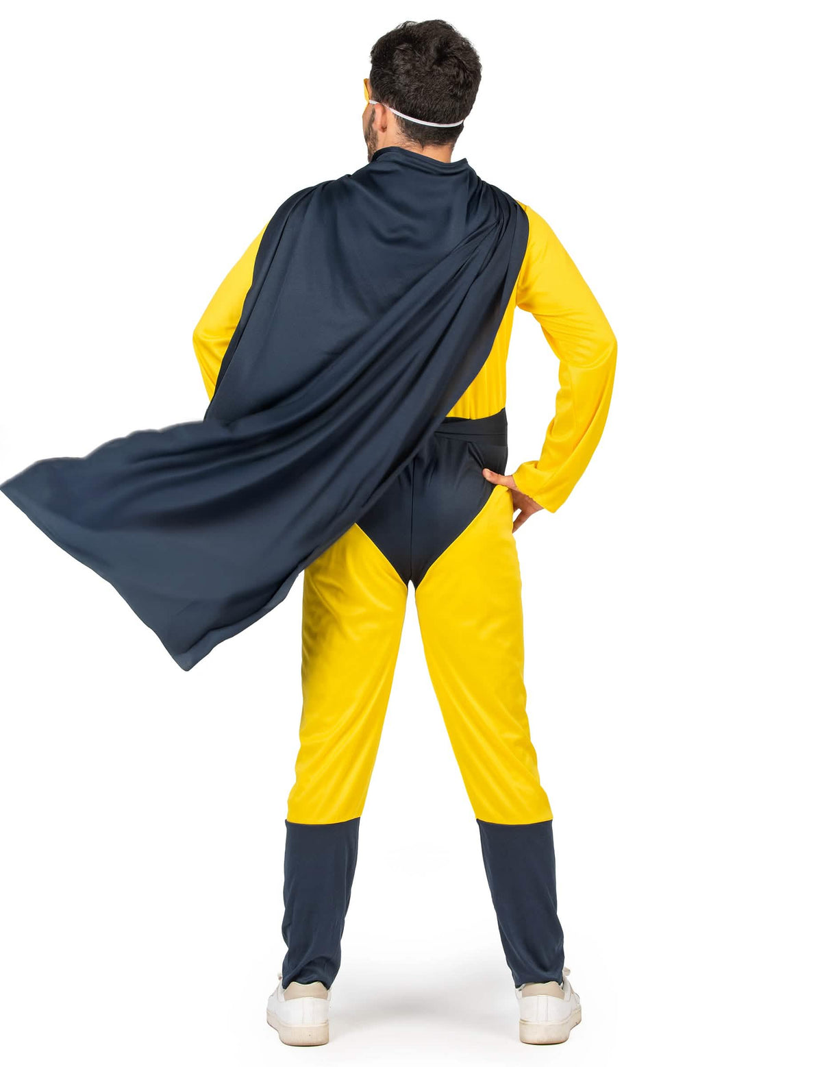 Pohled zezadu na kostým Super Pastis Man