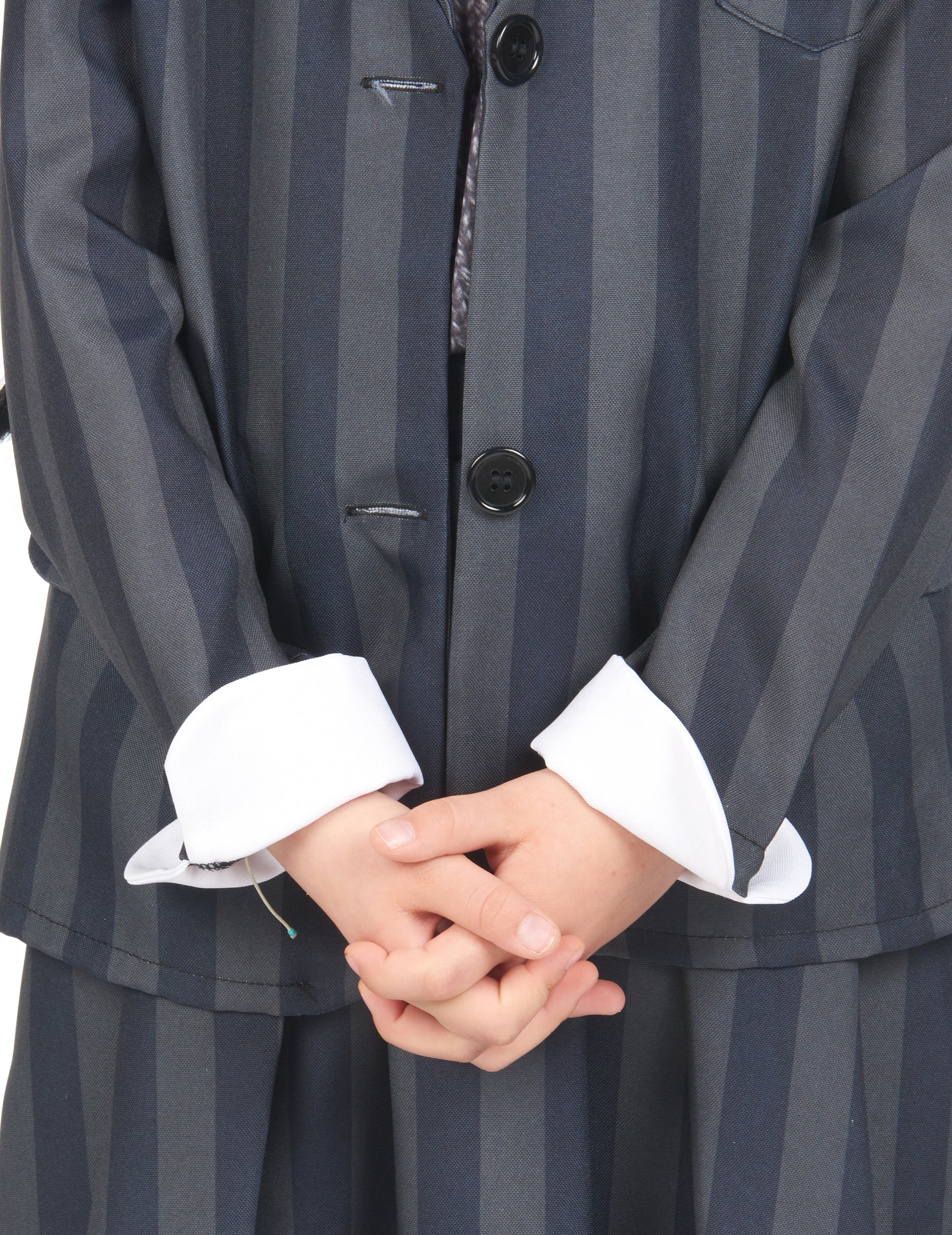Détail des poignets blancs et du veston du déguisement uniforme scolaire gothique pour enfant
