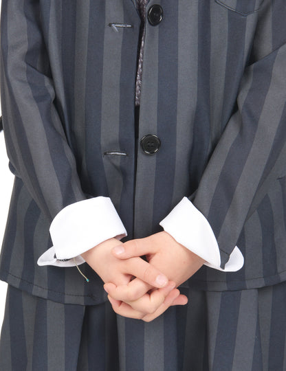 Détail des poignets blancs et du veston du déguisement uniforme scolaire gothique pour enfant