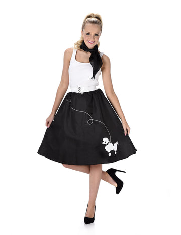 Dámský černý kostým z 50. let