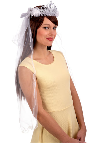 Stříbrná tiára se závojem