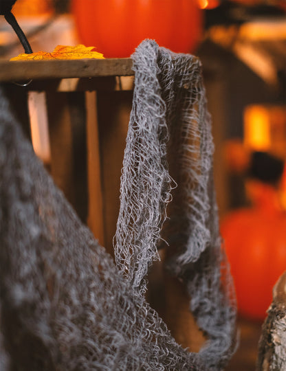 Šedé halloweenské prostěradlo 180 x 75 cm