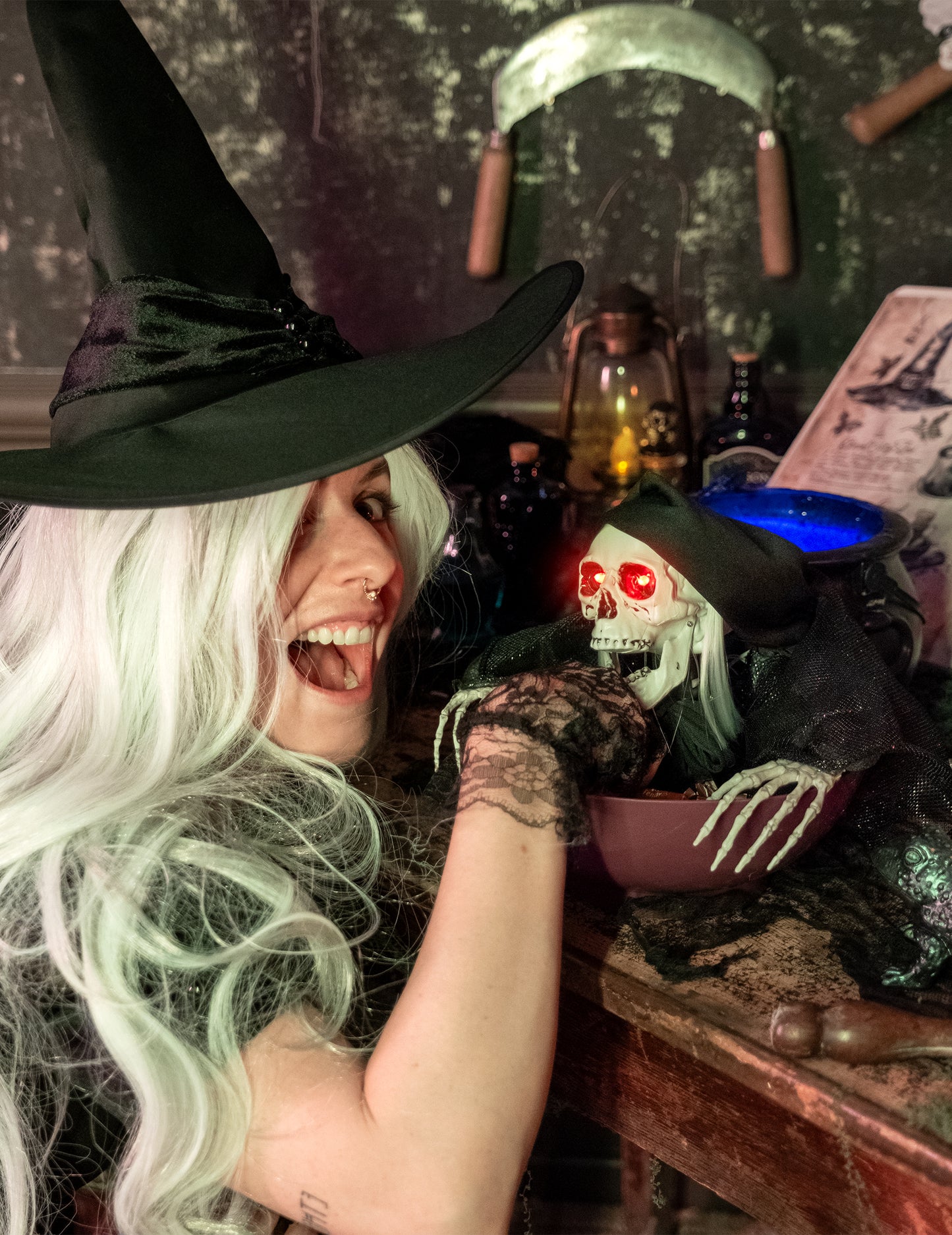 Smrtka se světelnou miskou 52 cm