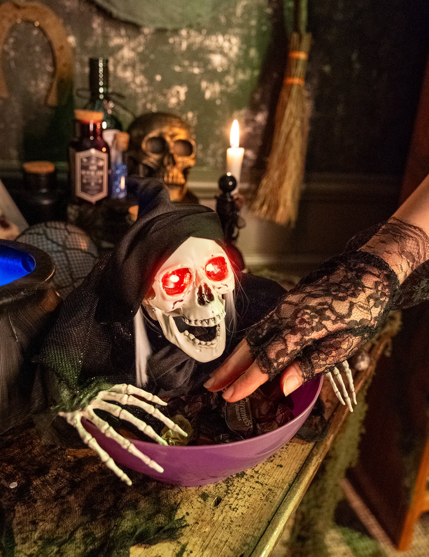 Smrtka se světelnou miskou 52 cm