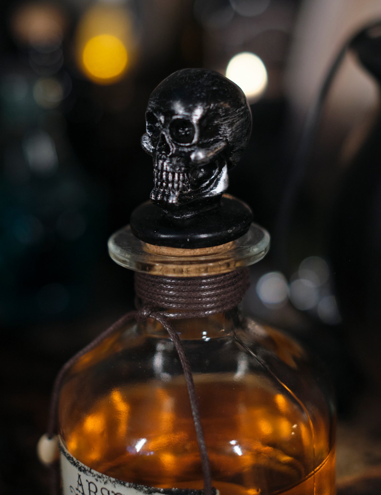 Lahvička s arsenem 16 cm