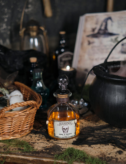 Lahvička s arsenem 16 cm