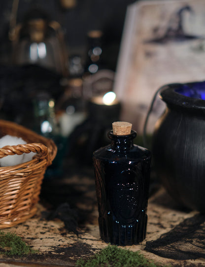 Skleněná lahvička o průměru půlnoční modré 13,5 cm