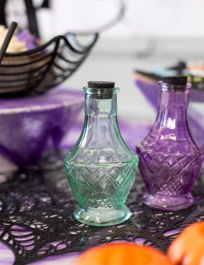 Zelená skleněná lahvička 11,5 cm