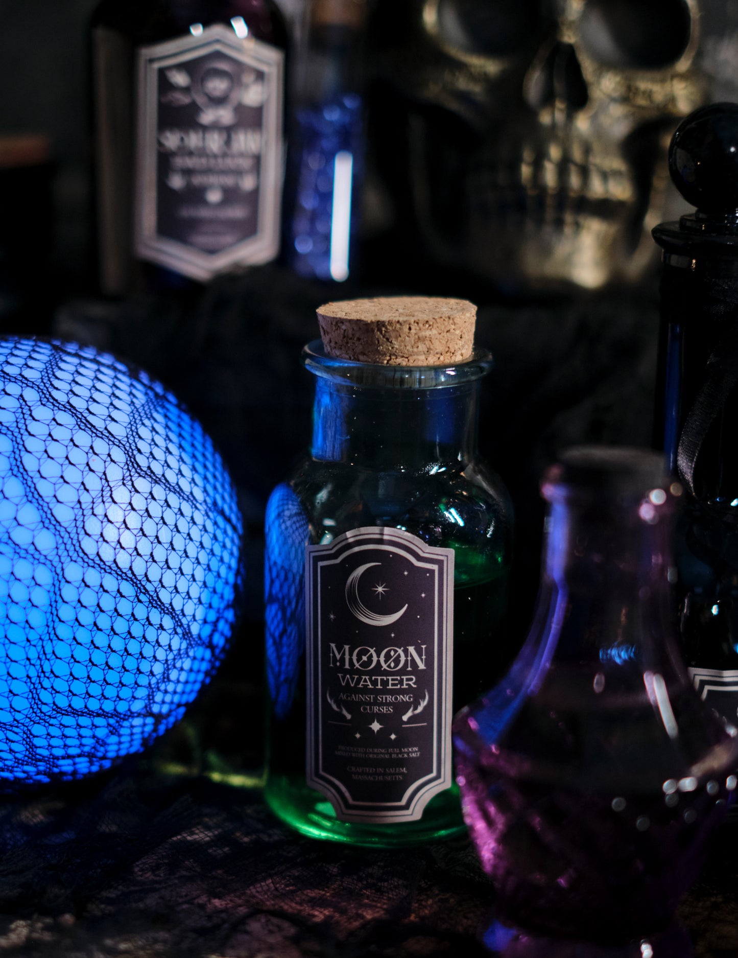 Skleněná lahvička s měsíční vodou, zelená, 13,5 cm