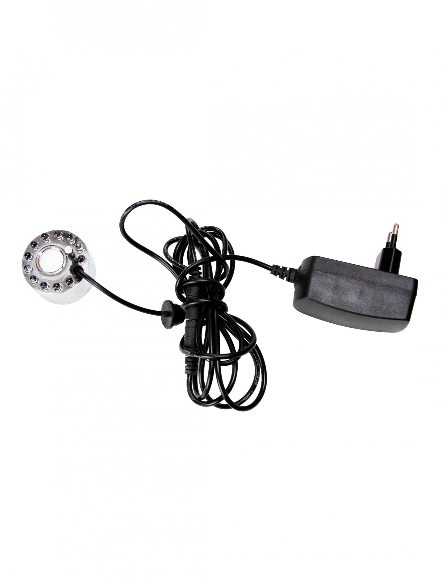 Detail napájecího adaptéru a skříně dýmky a LED světla Halloween