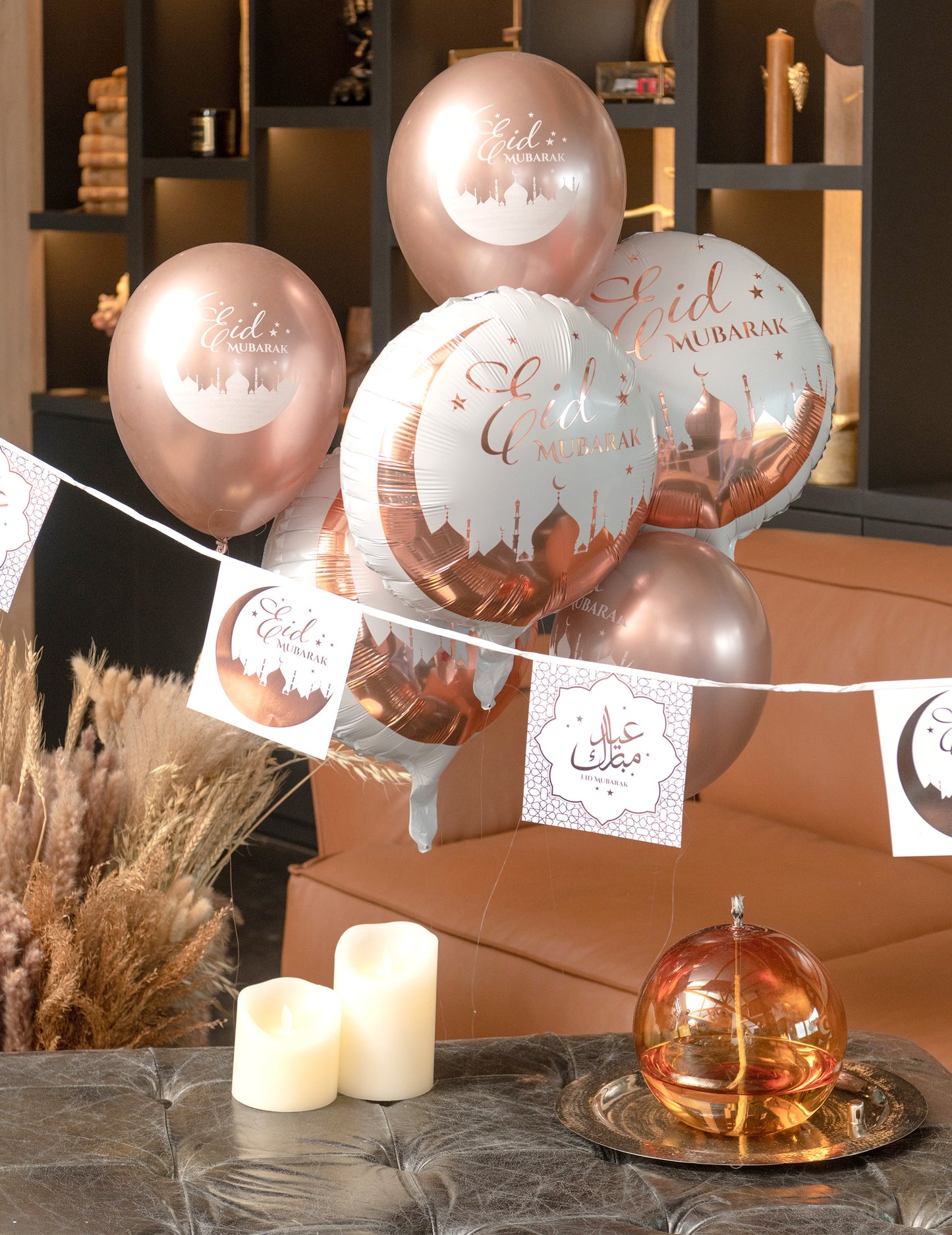 Věnec z 12 kartonových vlajek eid mubarak z růžového zlata 5 m na eid