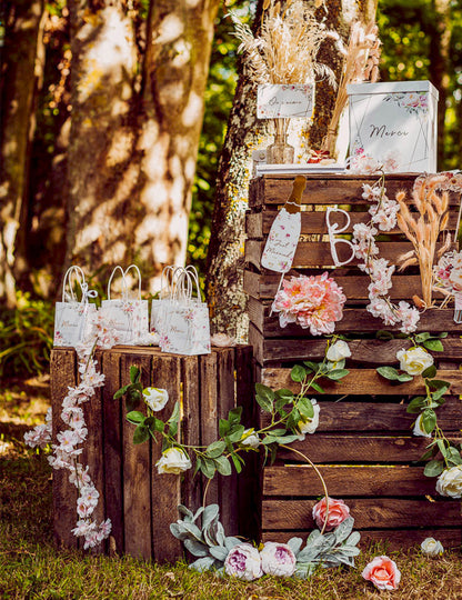 Věnec z bílých třešňových květů 1,80 m na svatbu