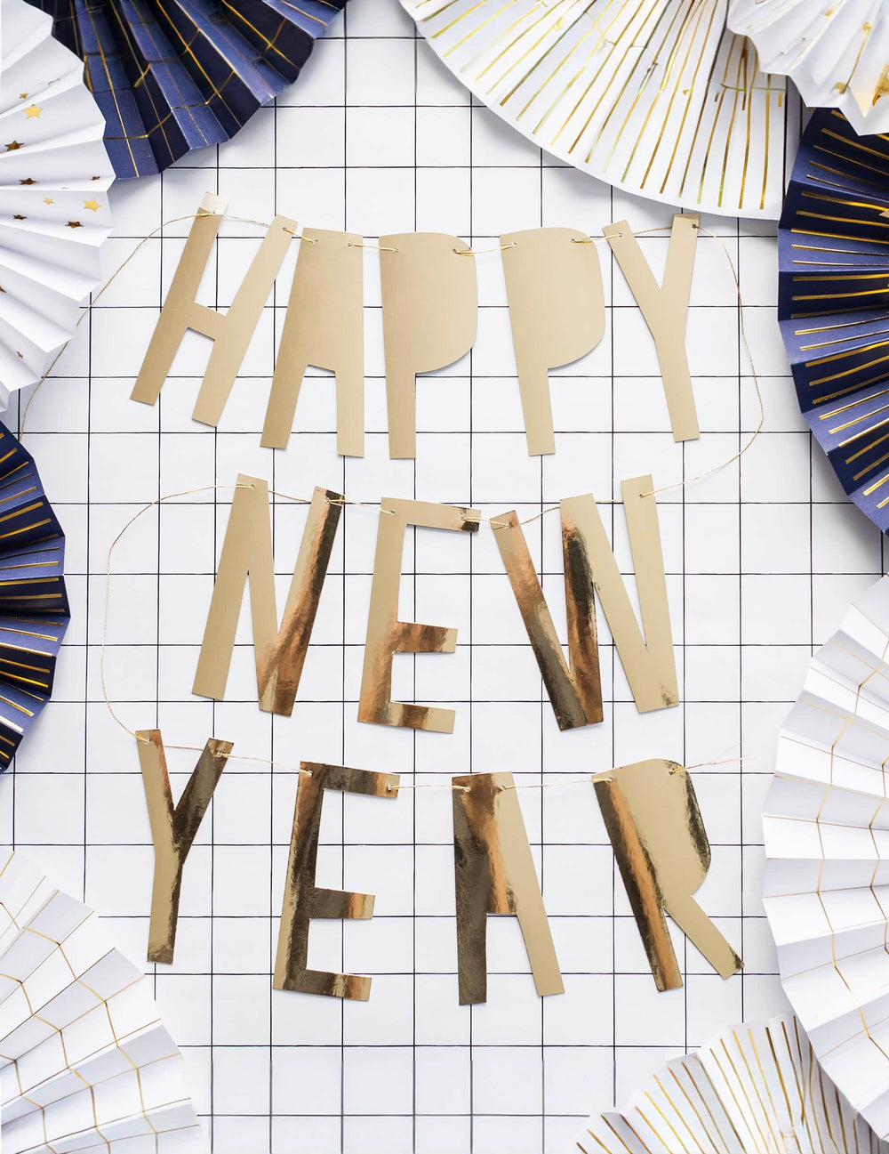 Přehled kartonové girlandy Happy New Year