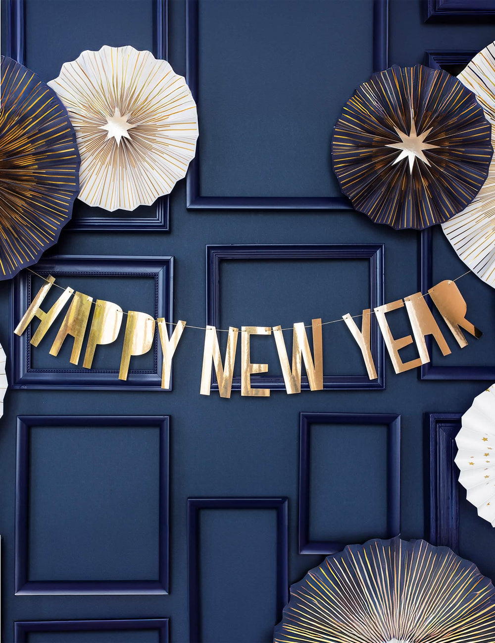 Dekorativní aranžmá papírového girlandy Happy New Year