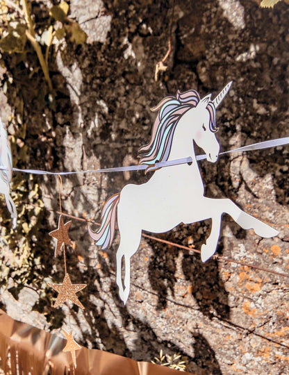 Pastelová jednorožčí girlanda a zlaté hvězdy 2 m k narozeninám